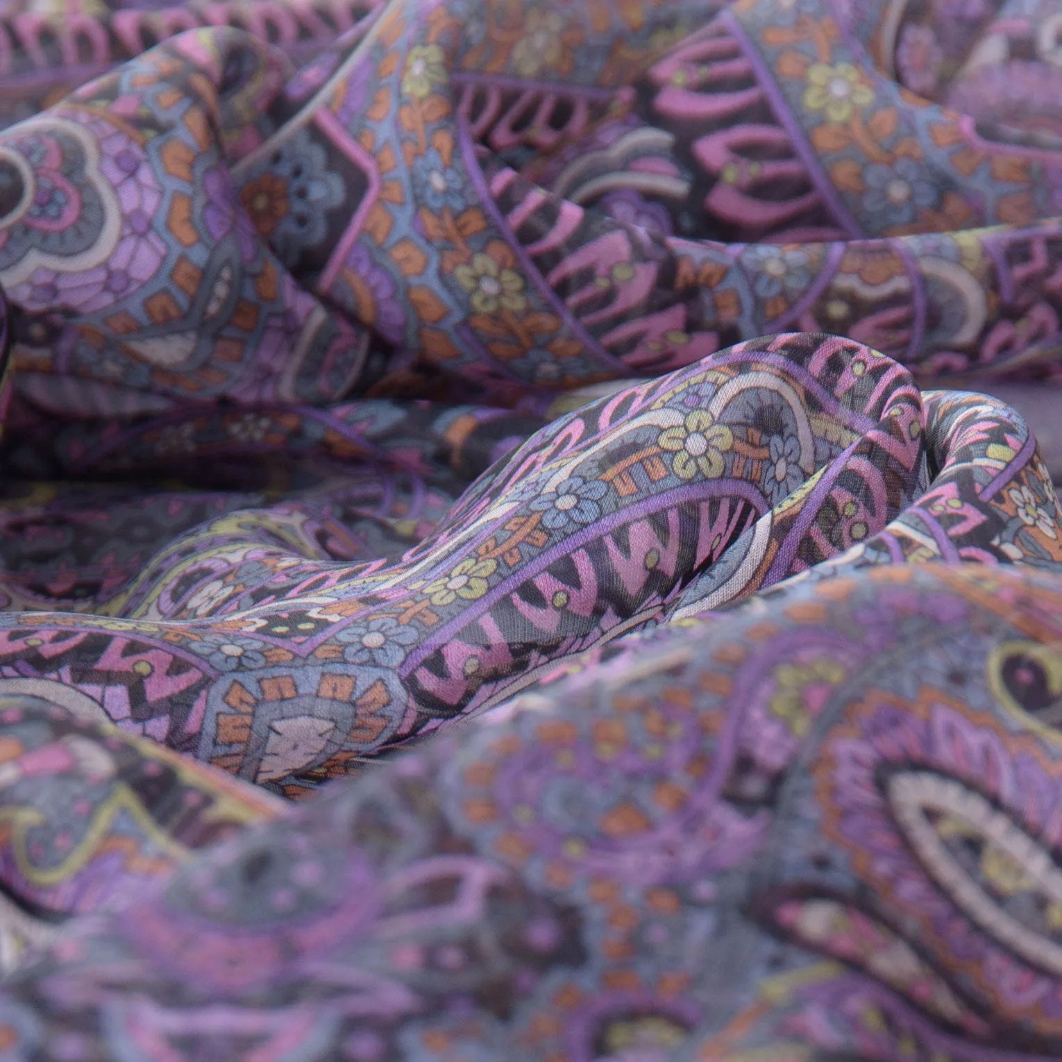 Ambra - Large Silk Scarf - Raspberry
