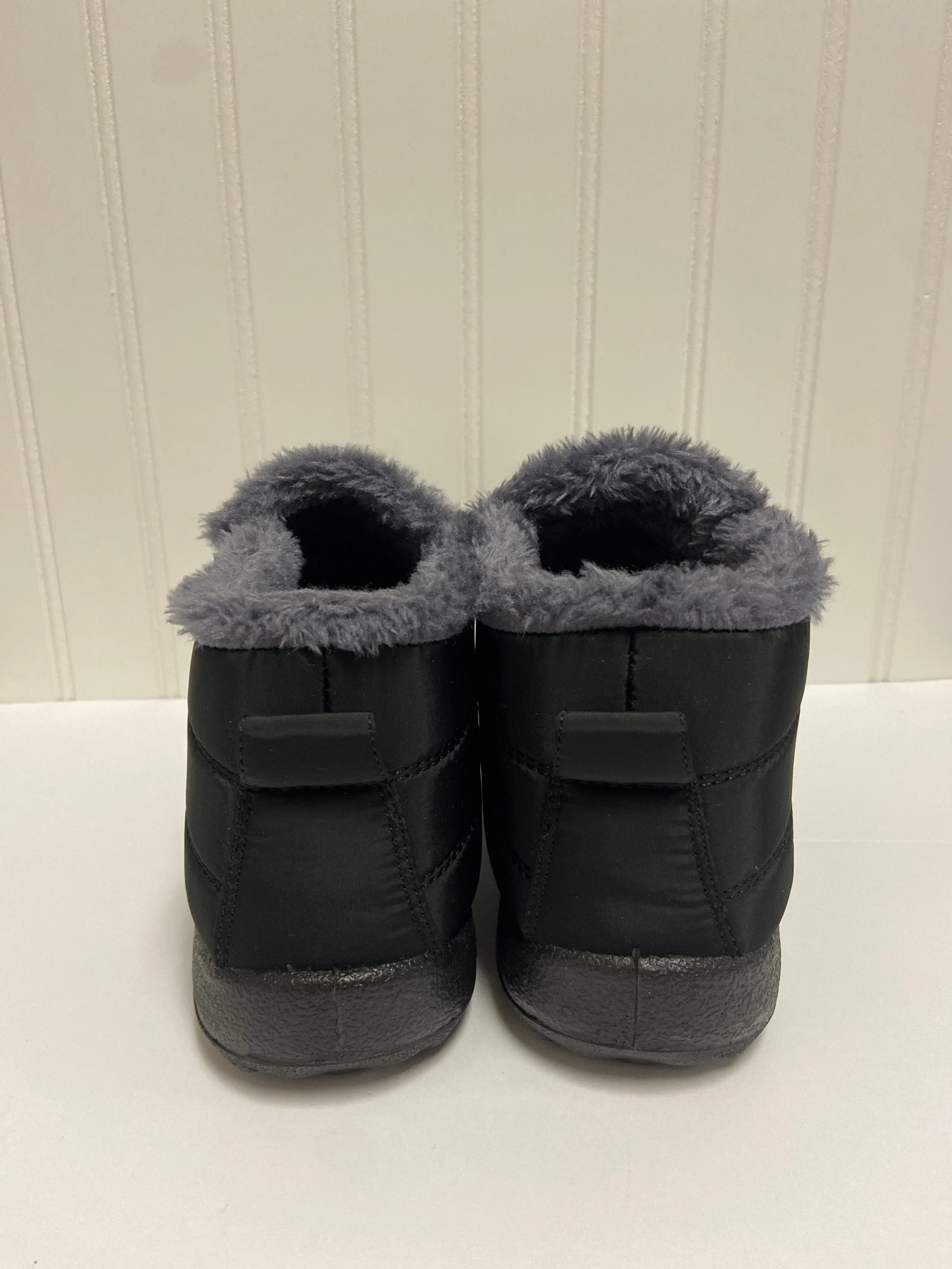 Boots Ankle Flats By Clothes Mentor  Size: 8