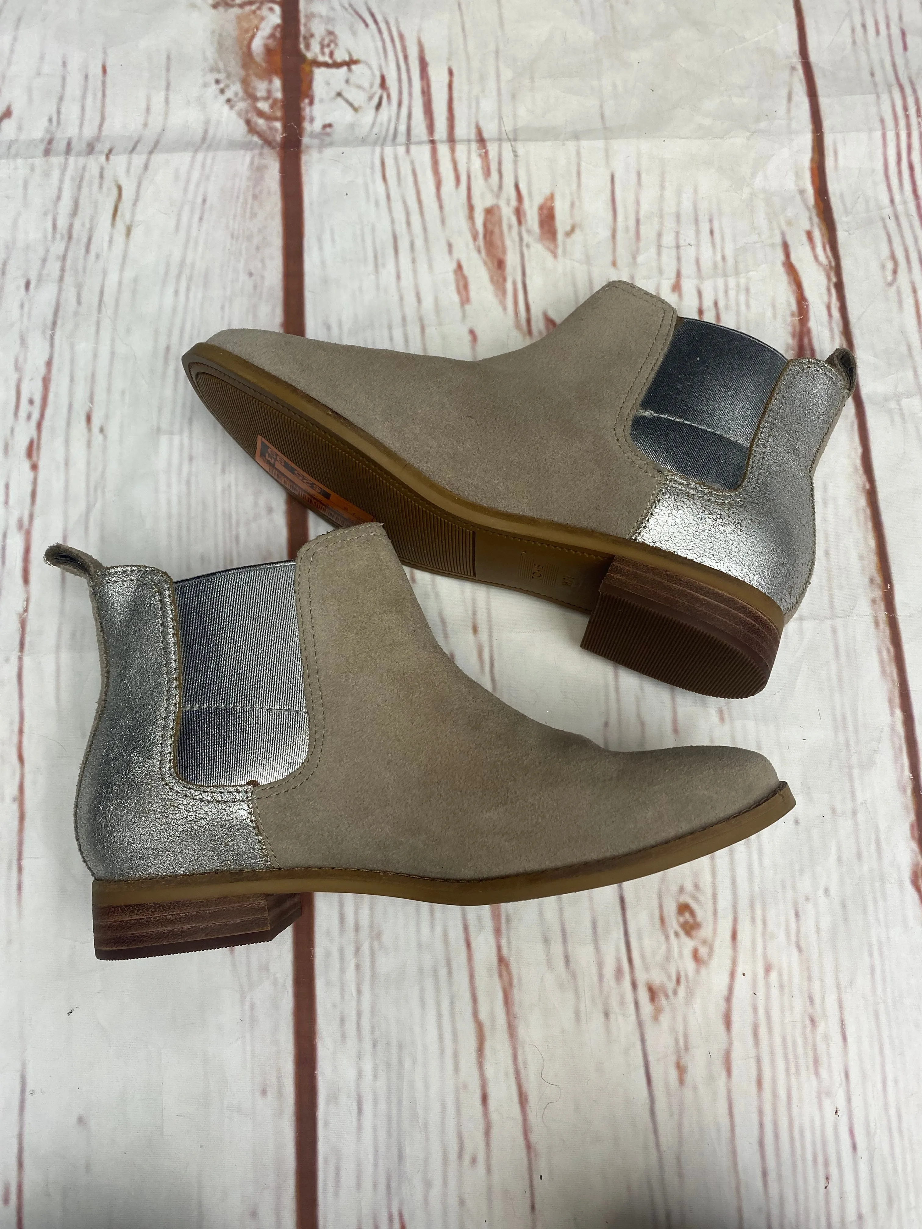 Boots Ankle Flats By Toms  Size: 7.5