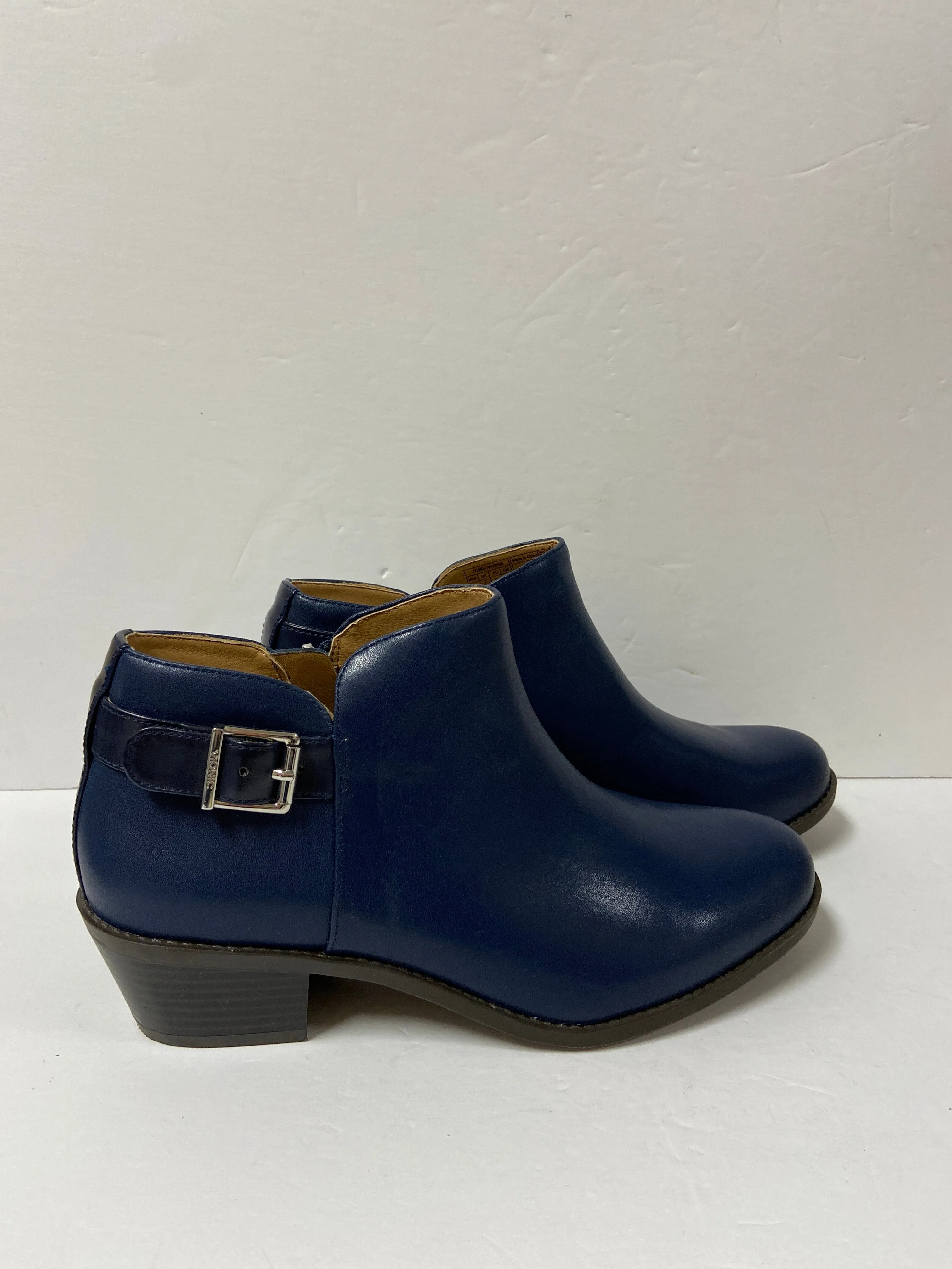 Boots Ankle Flats By Vionic  Size: 9