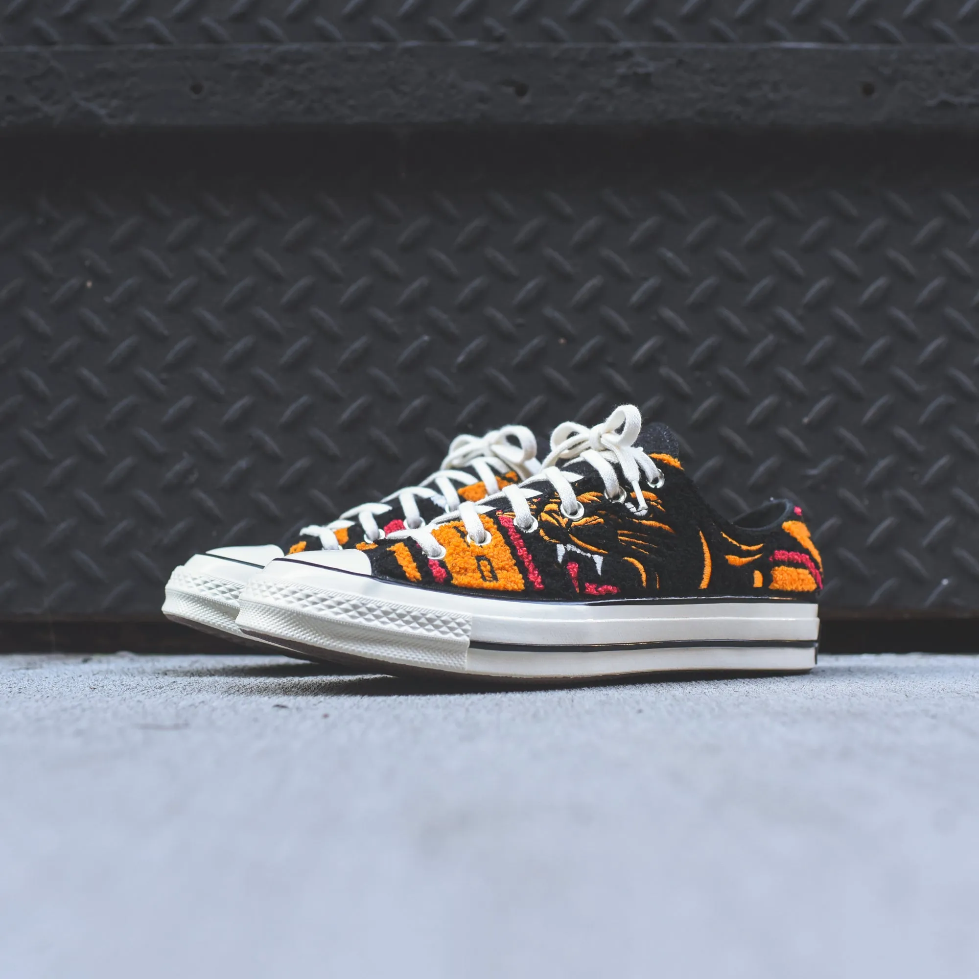 Converse x UNDFTD Chuck 70 Ox - Black / White / Orange