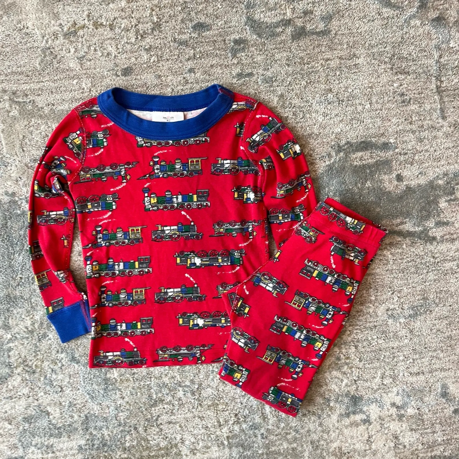 Hanna Andersson Red Train Pajamas 90 cm 3T