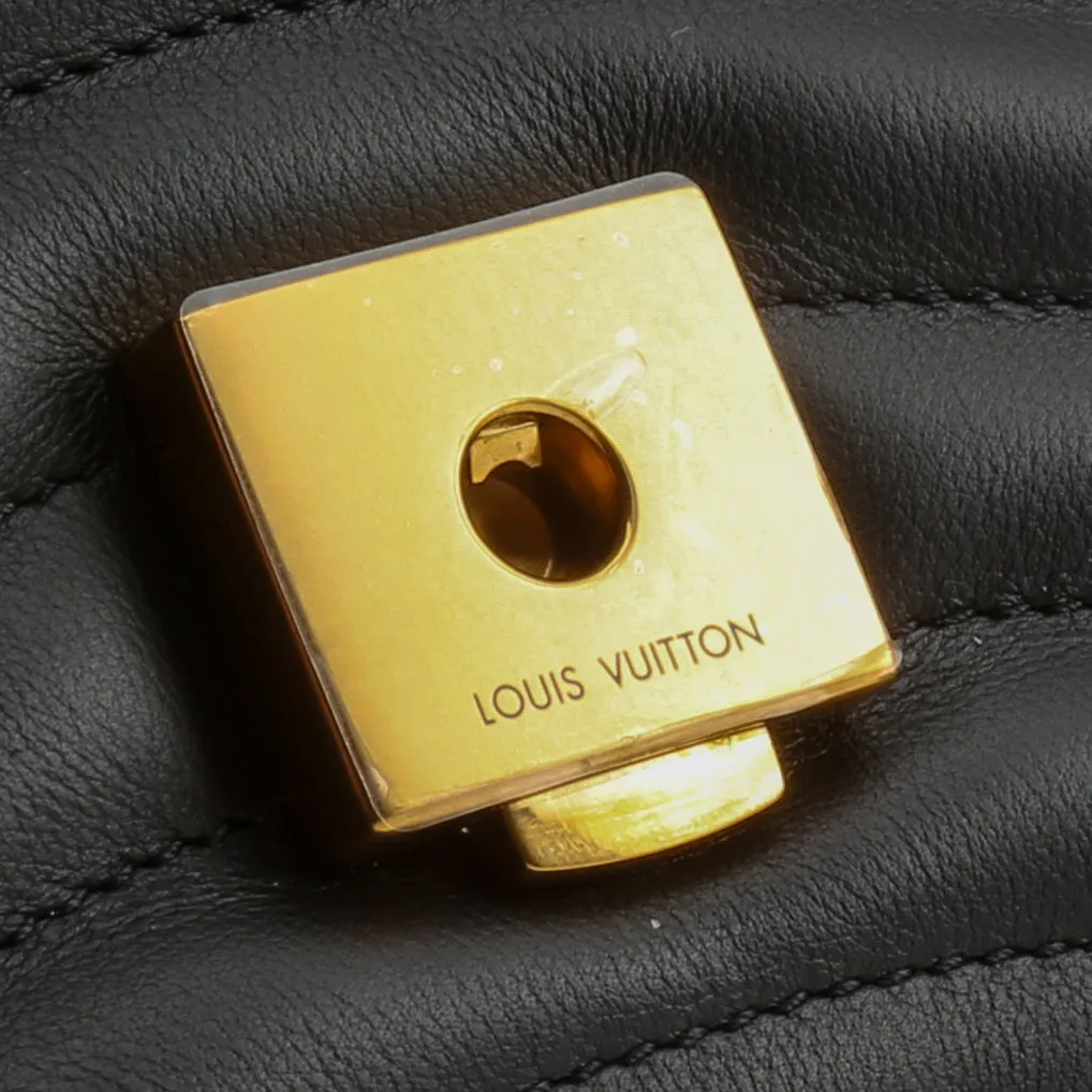 LOUIS VUITTON New Wave Chain Bag MM - Black