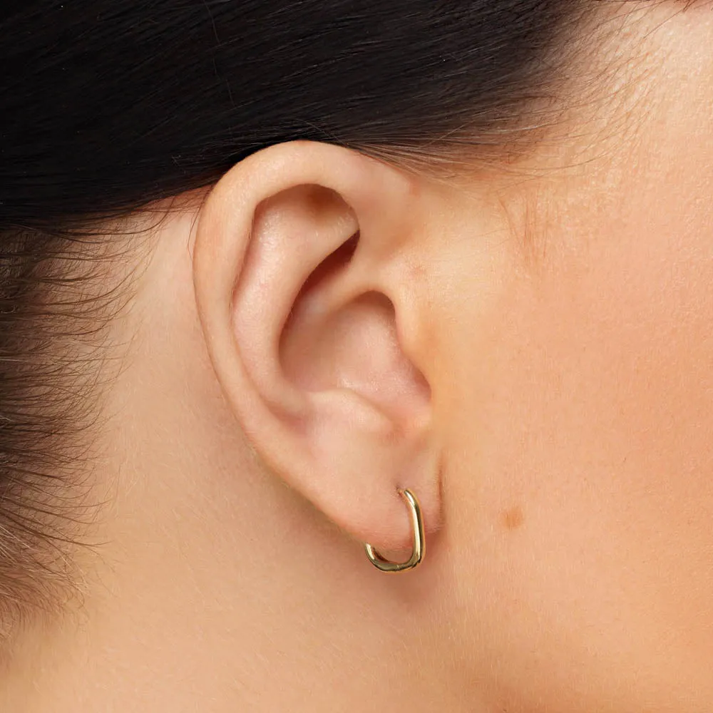 Oval Paperclip Huggie Earrings in 10k Gold