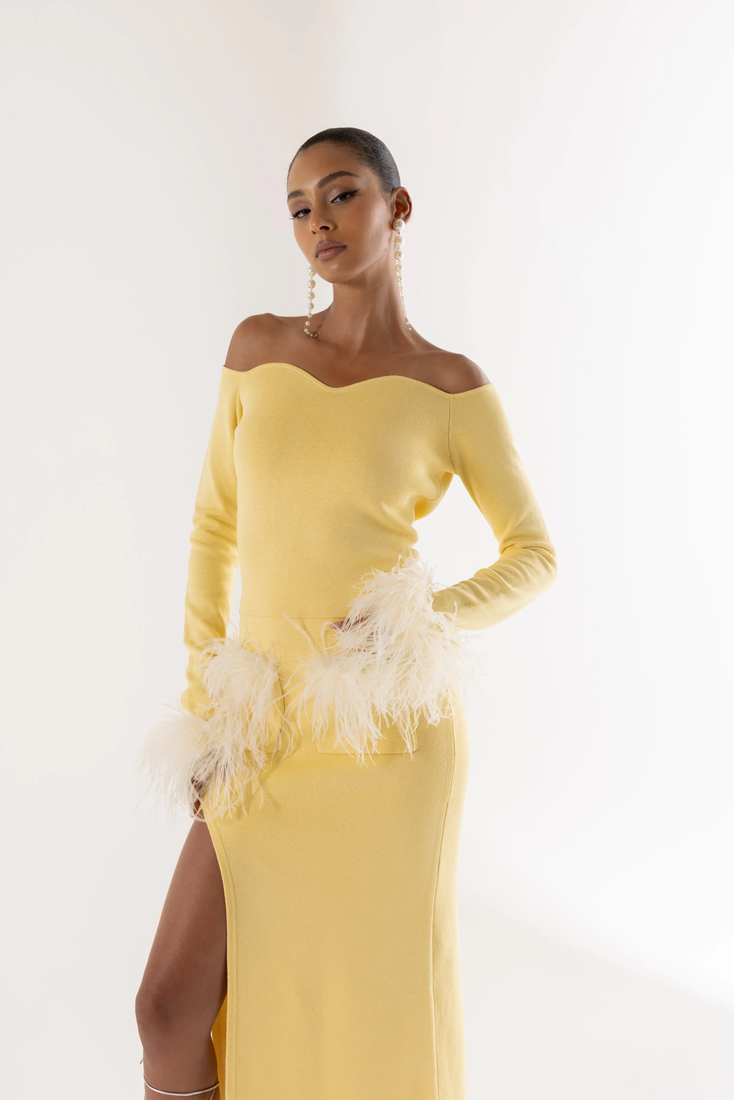 Yellow Vanilla Knit Top With Detachable Feathers Cuffs